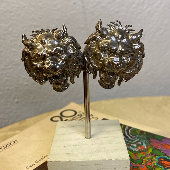 Lion Clip-on Earrings - Picture 1 of 2